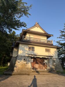 松代城天守内部、大地の芸術祭のアート作品の様子