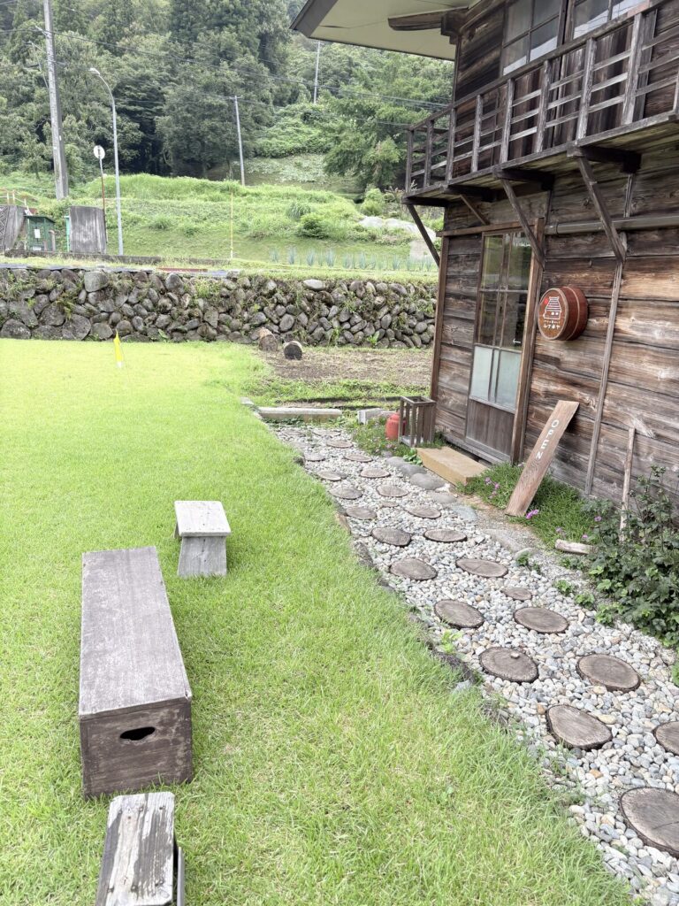 築約150年の古民家を利用したパンと暮らしとヤナギヤの外観